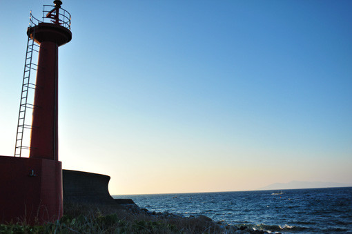 柏島の赤灯台