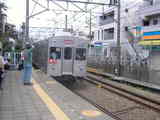 東横線8000系白楽駅2