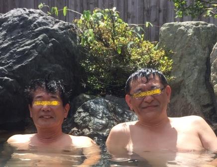 露天風呂の二人2