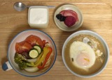 夕食 ニャンコめし+タジフラ蒸し