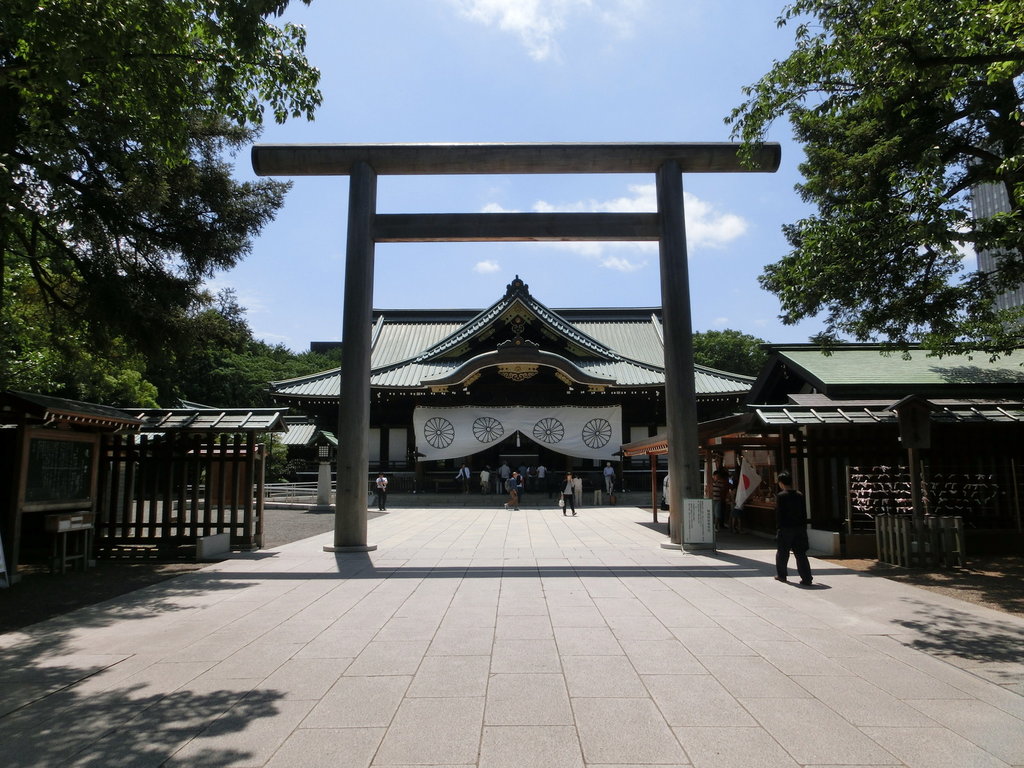 安倍首相夫人が靖国神社を参拝