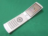 docomo_N-02A_Sparkle_White_白ロム_1