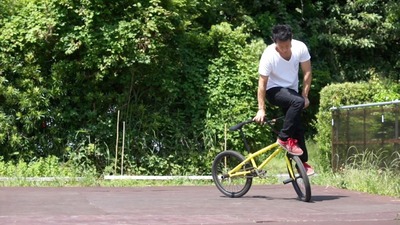 37）
