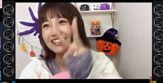 2018y10m18d_231710776
