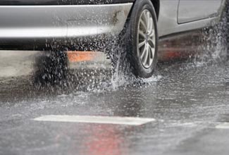 hydroplaning