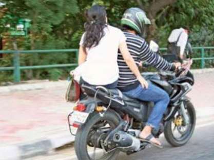 238052961-Bike-woman-pillion_6