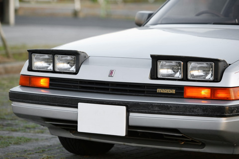 Mazda_HB_Cosmo_008
