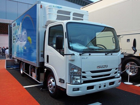 1280px-Nippon_Fruehauf_e-CHILNO_refrigerator_truck_ELF_(6th)