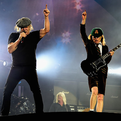 acdc-dodger-stadium-2015-billboard-650x650