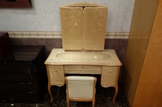 取付無料！松創 府中家具 最高級バーズアイメープル 猫脚ドレッサー✨ 取付無料！松創 府中家具 最高級バーズアイメープル 猫脚ドレッサー