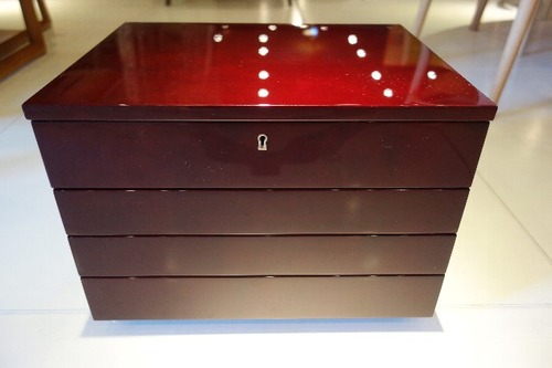 キットファニチャー・北谷の最後のジュエリーボックス・マホ : 住賓館