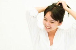 40代の前髪ありのヘアスタイル
