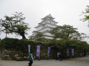 2、鶴ヶ城