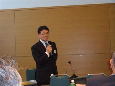 090324第9回マルチセミナー『CSR』畑講師の熱演振り