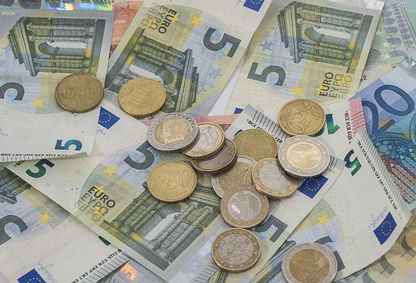 money-1128172_640