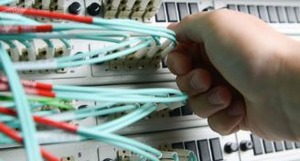 中国の通信機器、搬入禁止