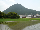 三上山