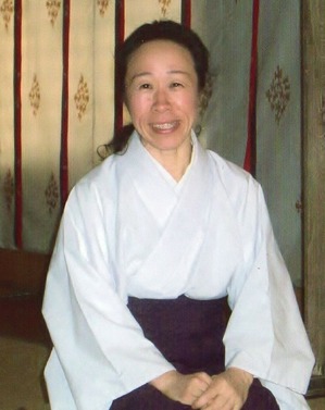 縦・藤波宮司