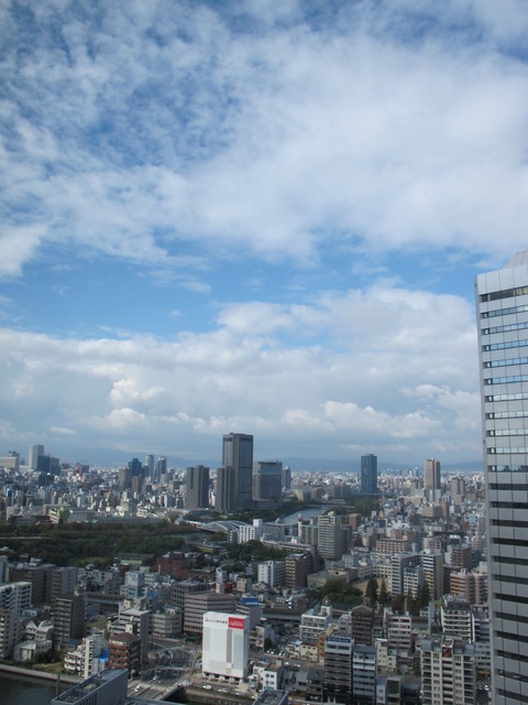 111022vcom 007