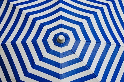 umbrella-691229_640