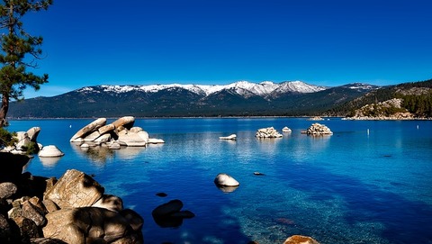 lake-tahoe-1591339_640