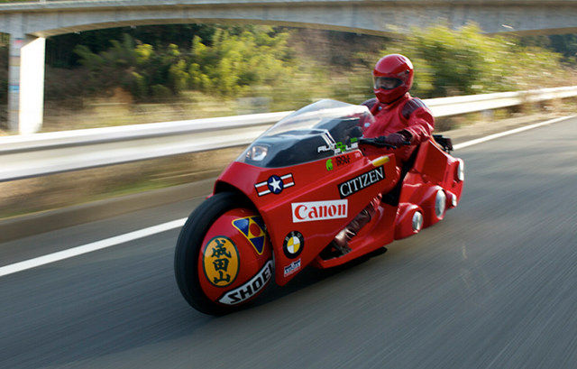 1台888万円！日本でAKIRAを彷彿させる電動バイクが発売！（海外の反応） 海外のお前ら 海外の反応