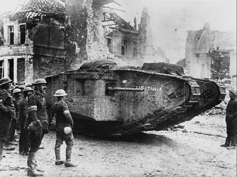 Tank-Mark_I_Lusitania_1917