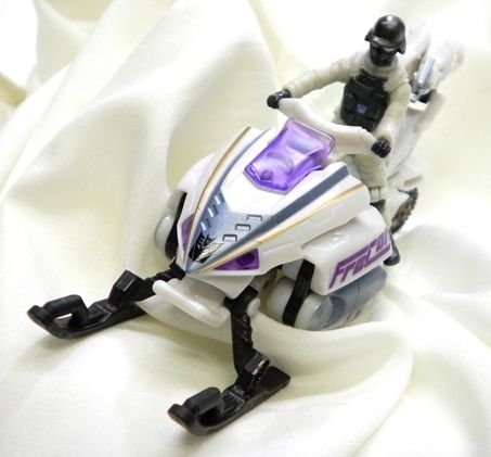アイスピック＆ケイオス軍曹 : 玩具店：ぜんまいの森