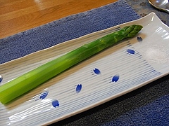 蒸したアスパラ