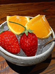 朝づみいちご(あきひめ) かまがり島のデコポン