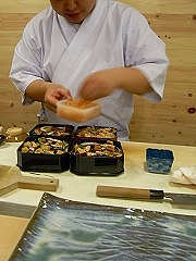 薔薇ちらし制作中