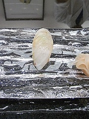 スズキの昆布締め
