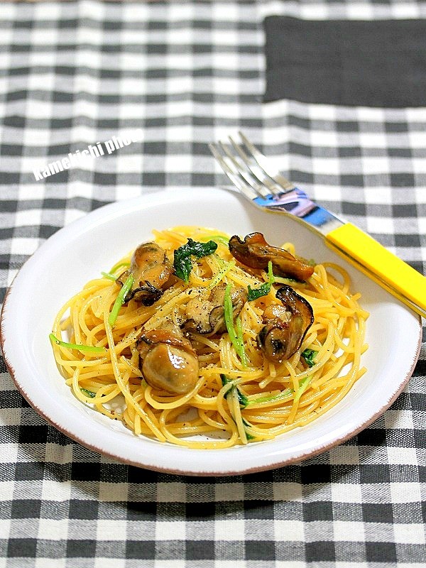 旨味引き立つ「燻製牡蠣のパスタ」&大人のワインバー「ランジュ