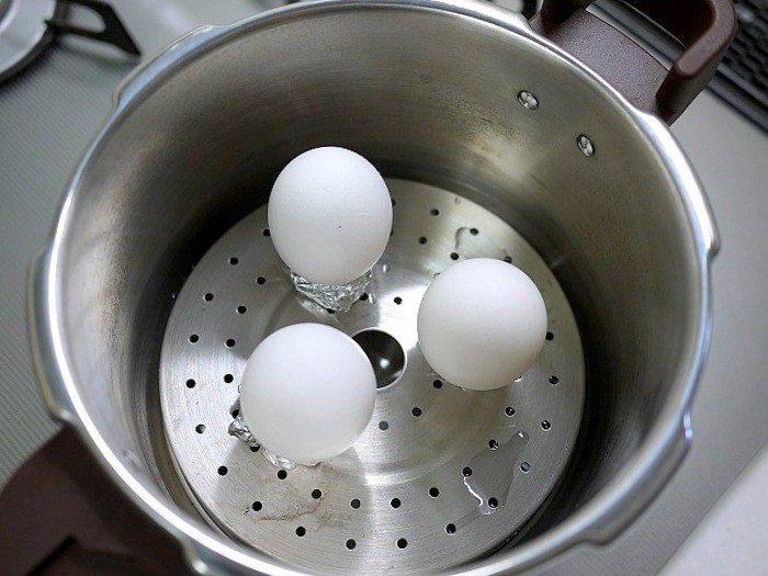 s-圧力鍋で蒸したまご2