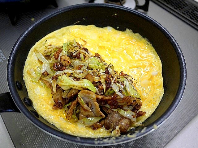 s-豚バラ肉とキャベツのオムレツ6