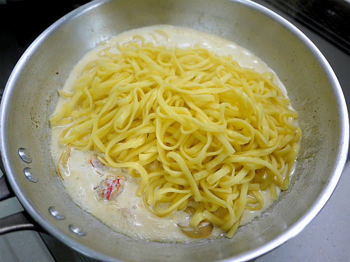 s海老のクリームパスタ10