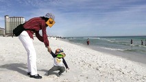 海へ