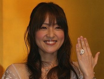 大沢あかね