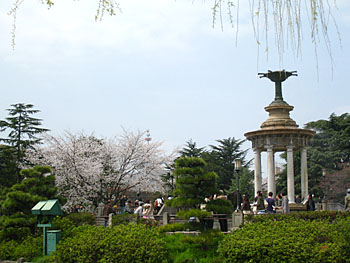 2010040402