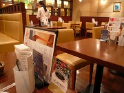 パレット店内