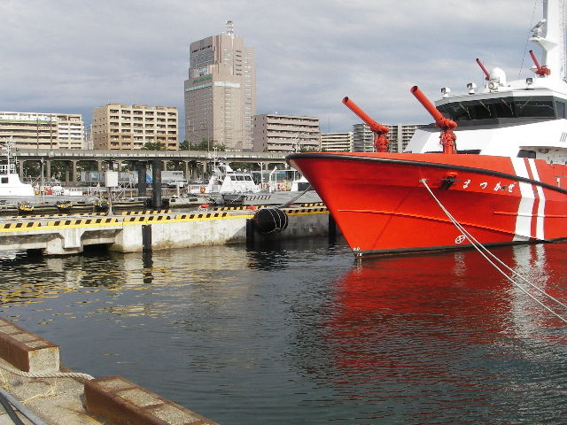 2011 002