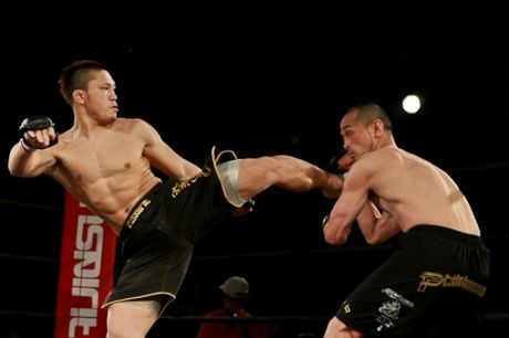 yusuke_kasuya_kick_460