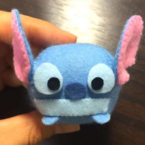 【希少品】★未開封品★ スティッチ ぬいぐるみフェルト製 ツムツム（スティッチ）のぬいぐるみ、作り方と型紙（完