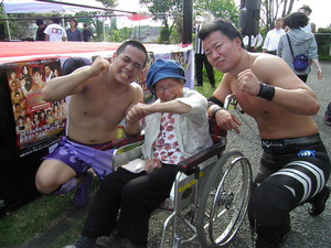 小野塚さんしらかし園プロレス 022