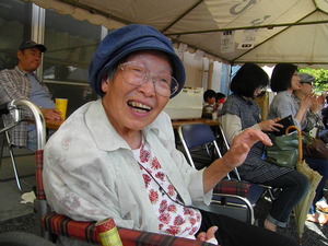 小野塚さんしらかし園プロレス 002