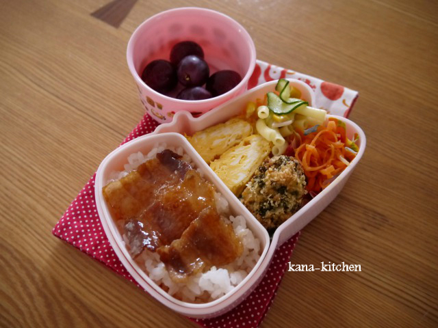 豚丼のお弁当と 2歳の息子のお弁当練習 Kana Kitchen