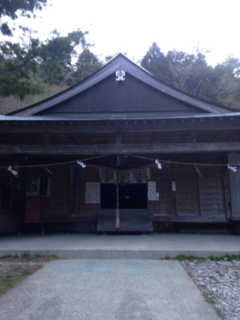 2015-05-03-05-19-02