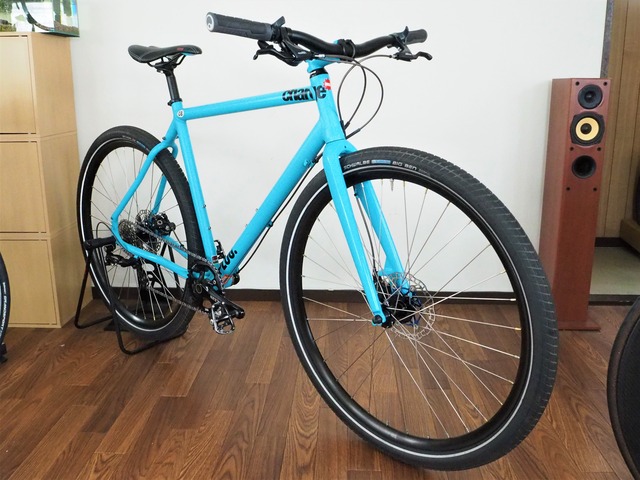 グラベルロードをフラットバー化。charge bikes PLUG.3カスタム : K&M
