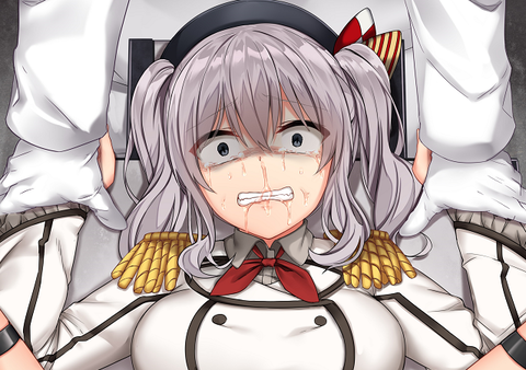 ほら…笑えよ