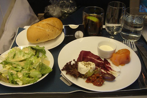meals_served_in_first_class_4